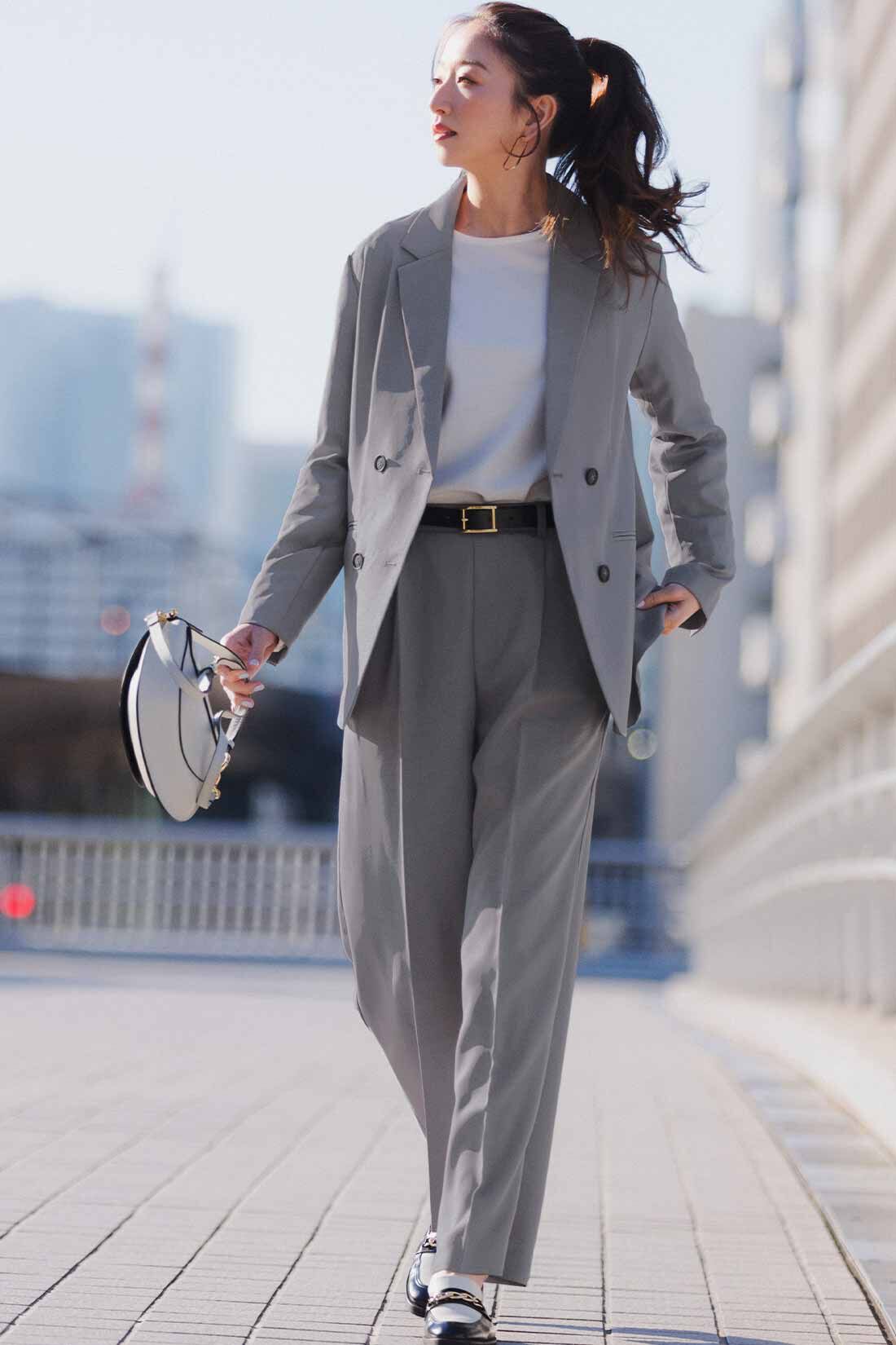 IEDIT|上品 大人 ダブルボタン ジャケット 〈グレー〉のコーディネート