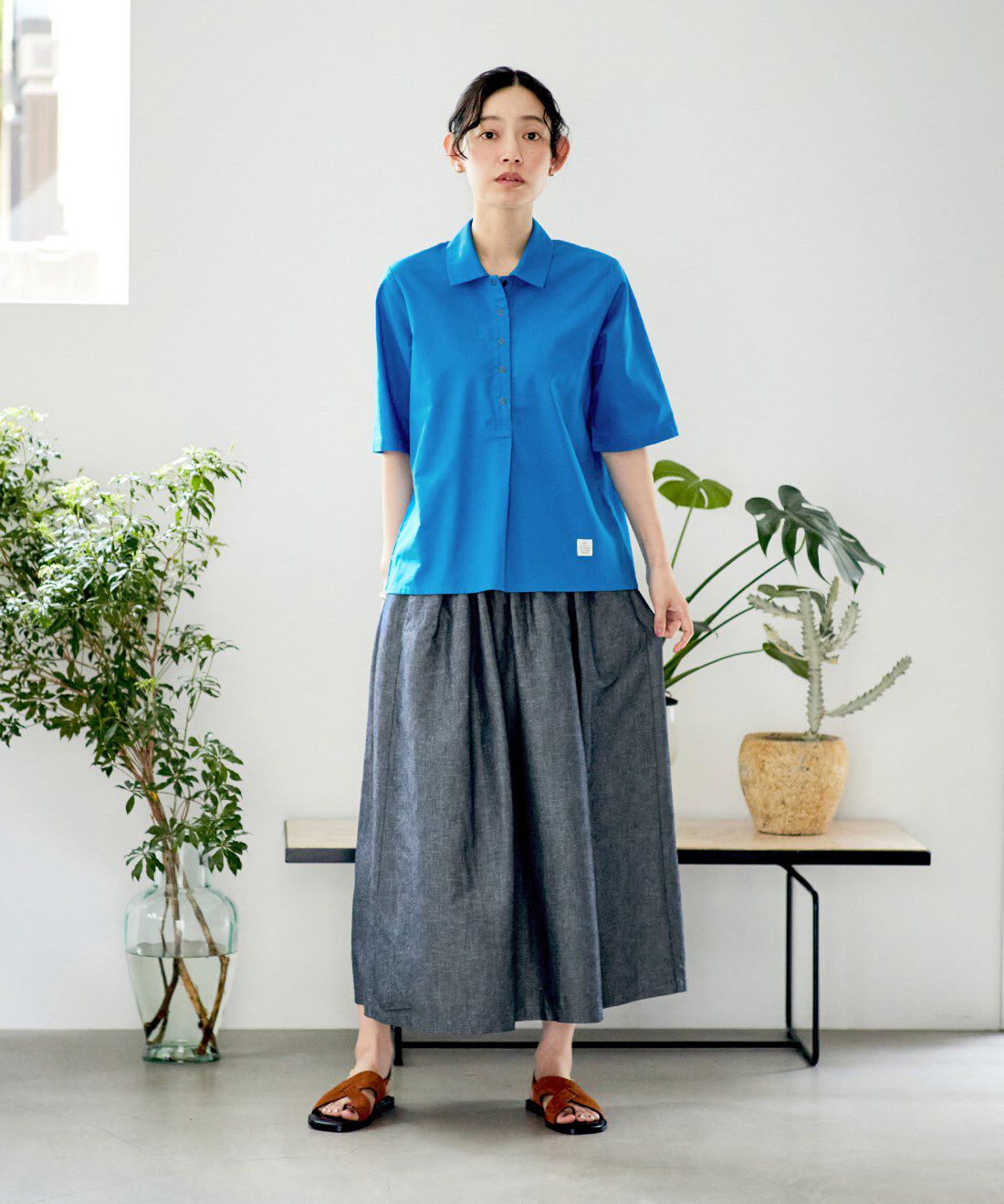 and myera|シャンブレー ギャザースカートのコーディネート