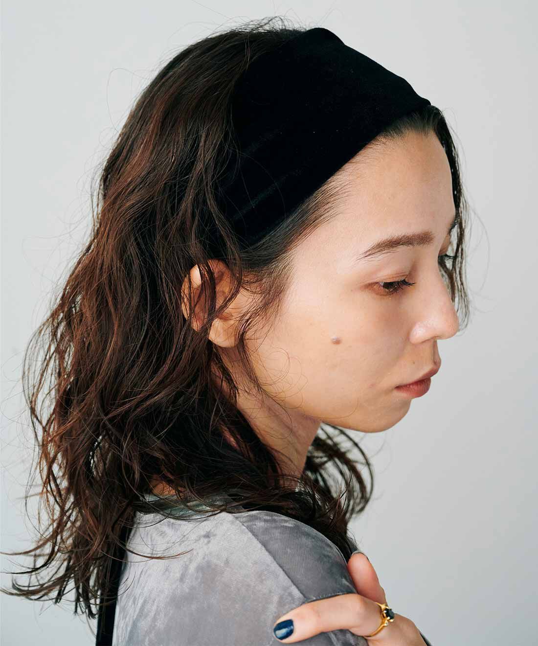 MEDE19F|MEDE19F&times;SCREEN KAORI　ベロアヘアバンド〈ブラック〉