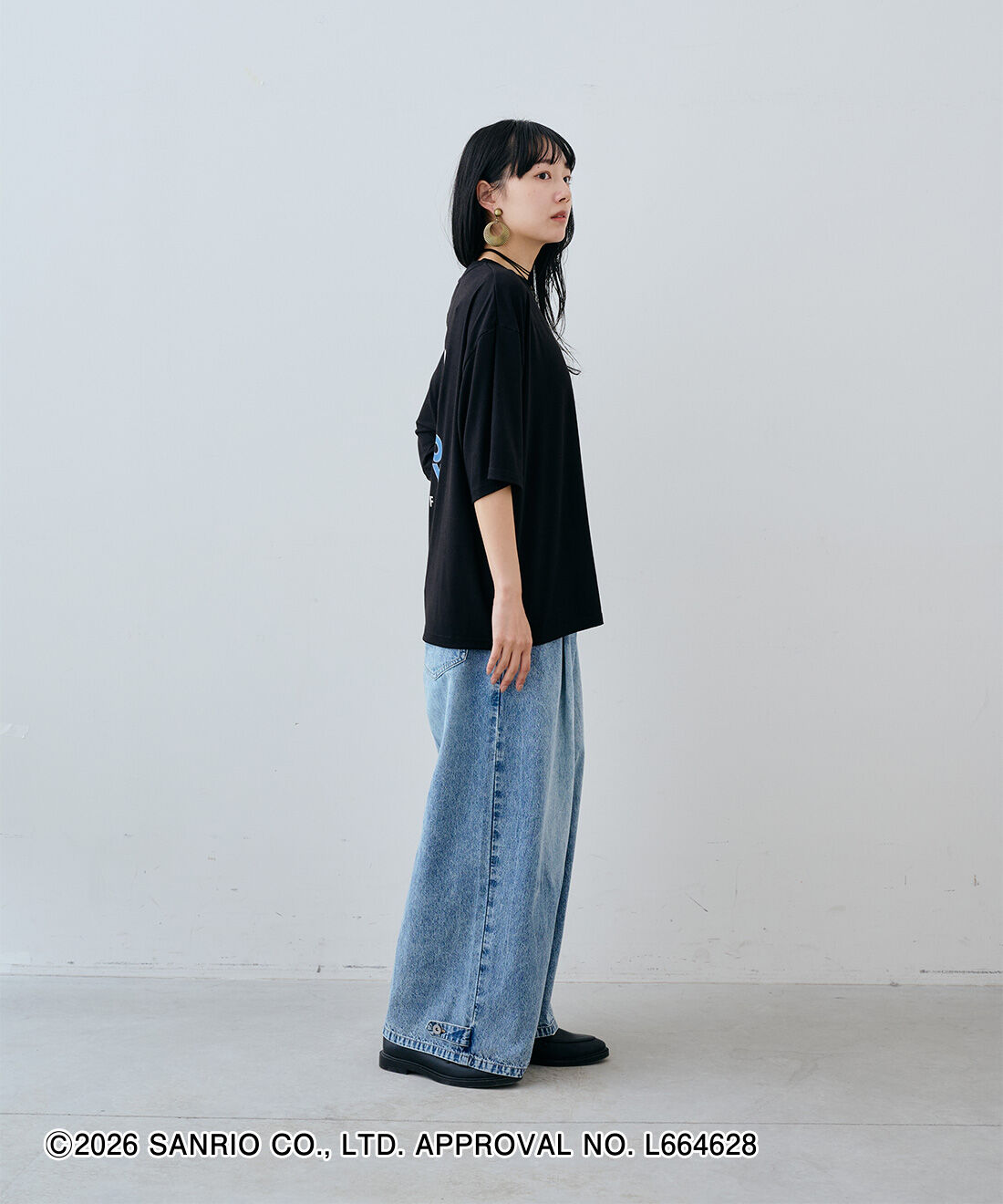 MEDE19F|MEDE19F　HELLO KITTY トコナツを感じる プリントTシャツ|モデル身長：163cm　着用サイズ：M