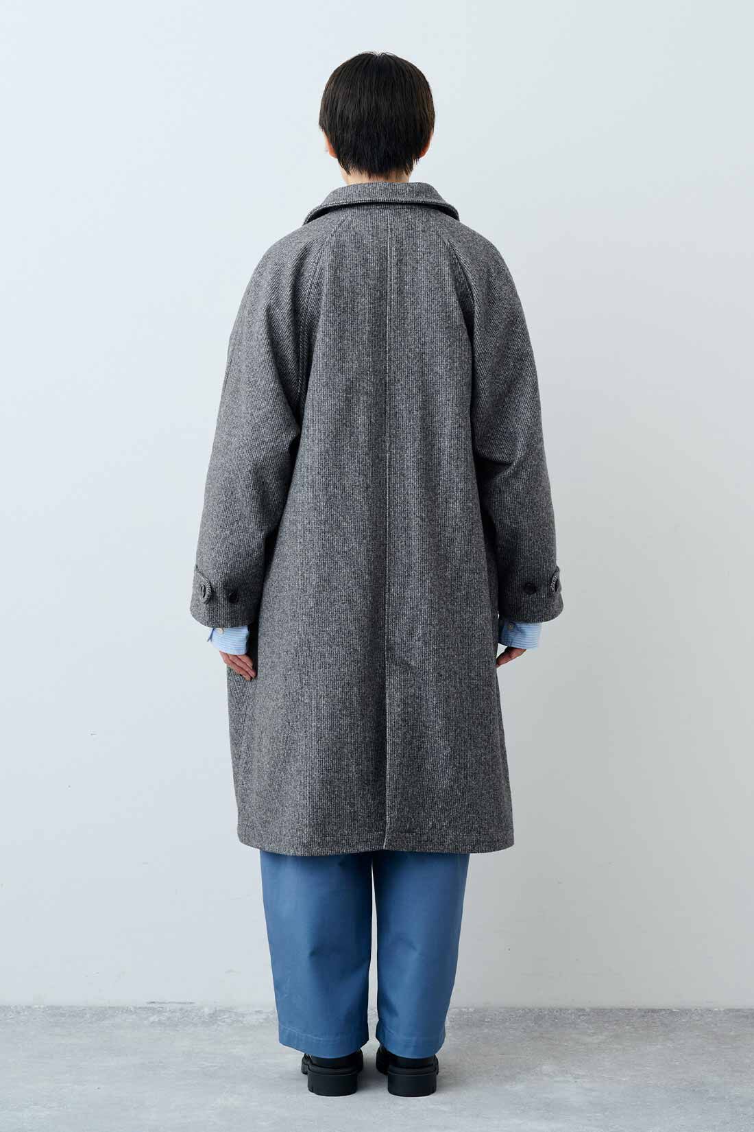 THREE FIFTY STANDARD|別注カレッジロゴセーター〈杢グレー〉のコーディネート|モデル身長：163cm 着用サイズ：M