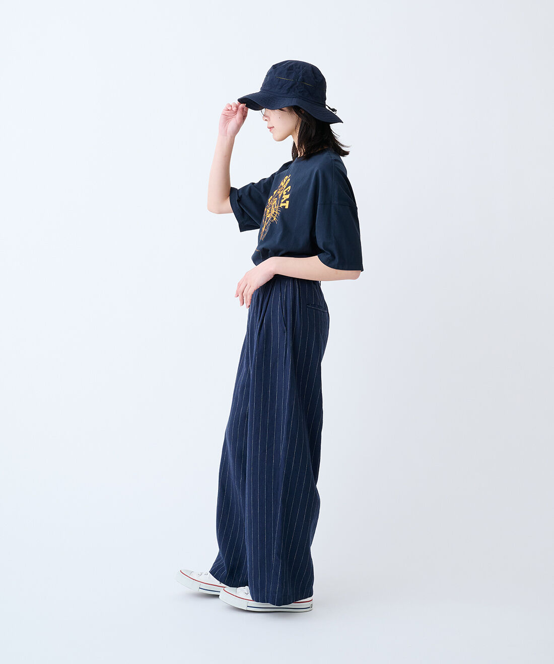 THREE FIFTY STANDARD|麻混ストライプワイドパンツ〈ネイビー〉のコーディネート
