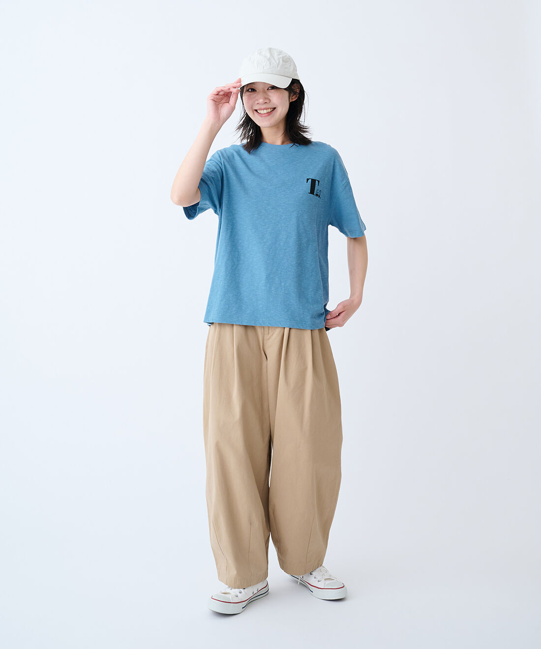 THREE FIFTY STANDARD|金子敦子さん コットン100％のわくわくズボン〈ベージュ〉のコーディネート