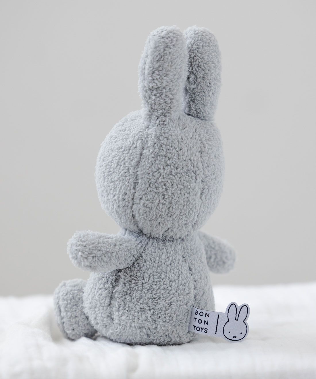 フェリシモMama|[Mama select]BON TON TOYS Terryシリーズ Miffyぬいぐるみ〈ライトグレー〉