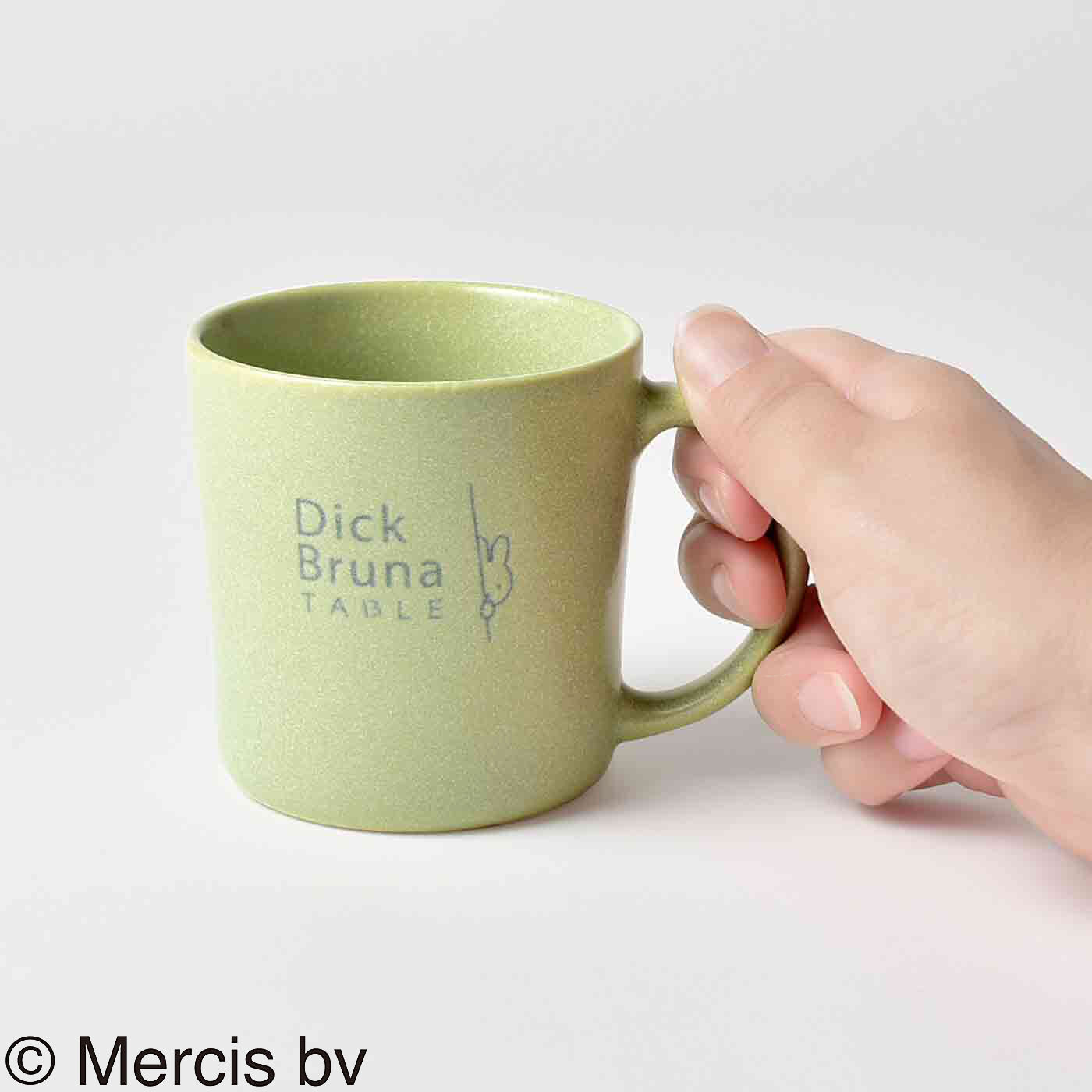 ディック・ブルーナ テーブル|Dick Bruna TABLE  テーブルを華やかに彩るマグカップ〈ブルー〉|片手で持つのにぴったりなサイズ※写真はグリーンです