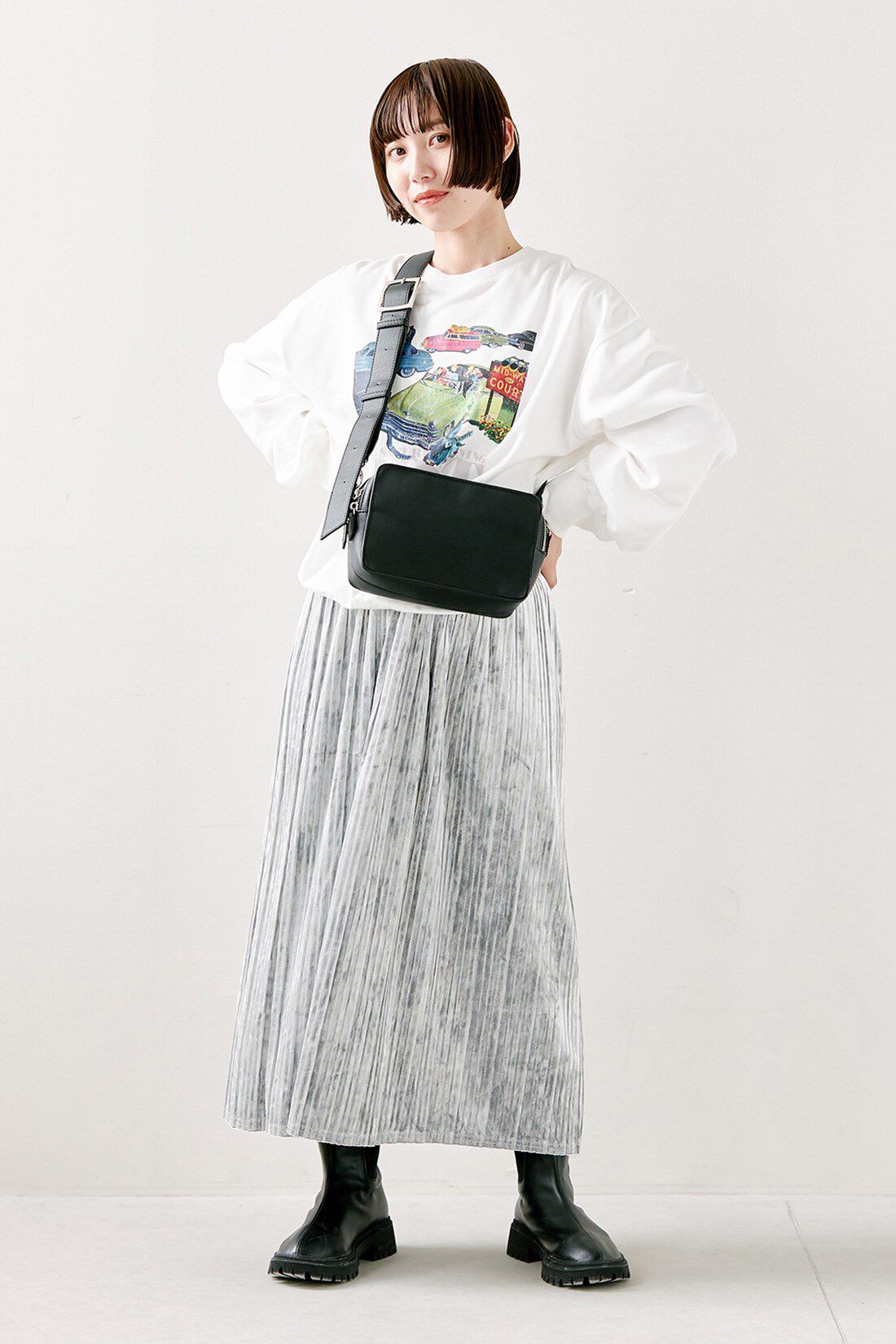 IEDIT|Saturday Evening Post プリントトレーナー〈オフホワイト〉のコーディネート|【着用サイズ】トップス：M　スカート：SP
