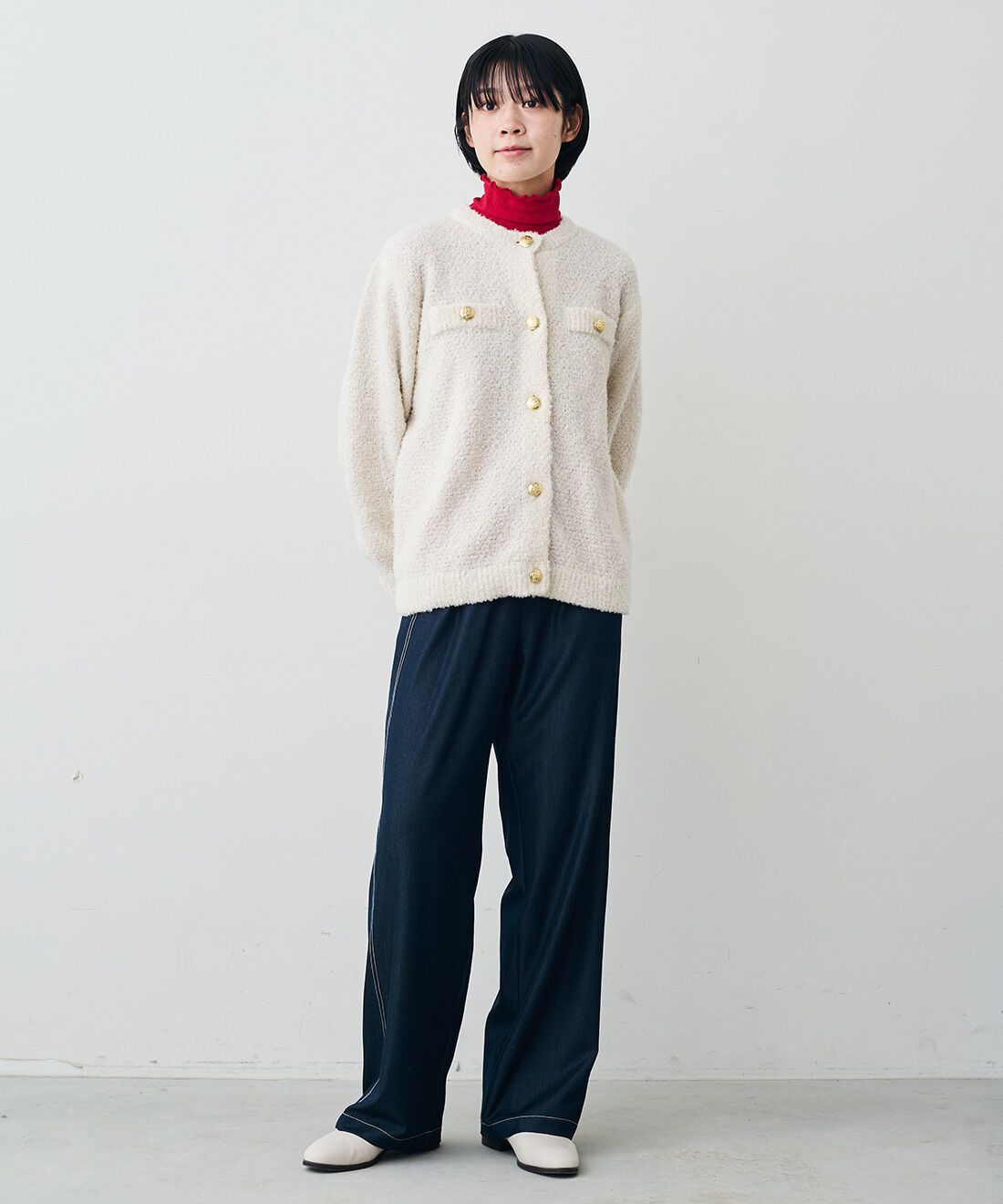 Live in  comfort|リブ イン コンフォート　メロウ遣いで華やぎプラス　綿混素材のタートルネックリブカットソートップス〈レッド〉