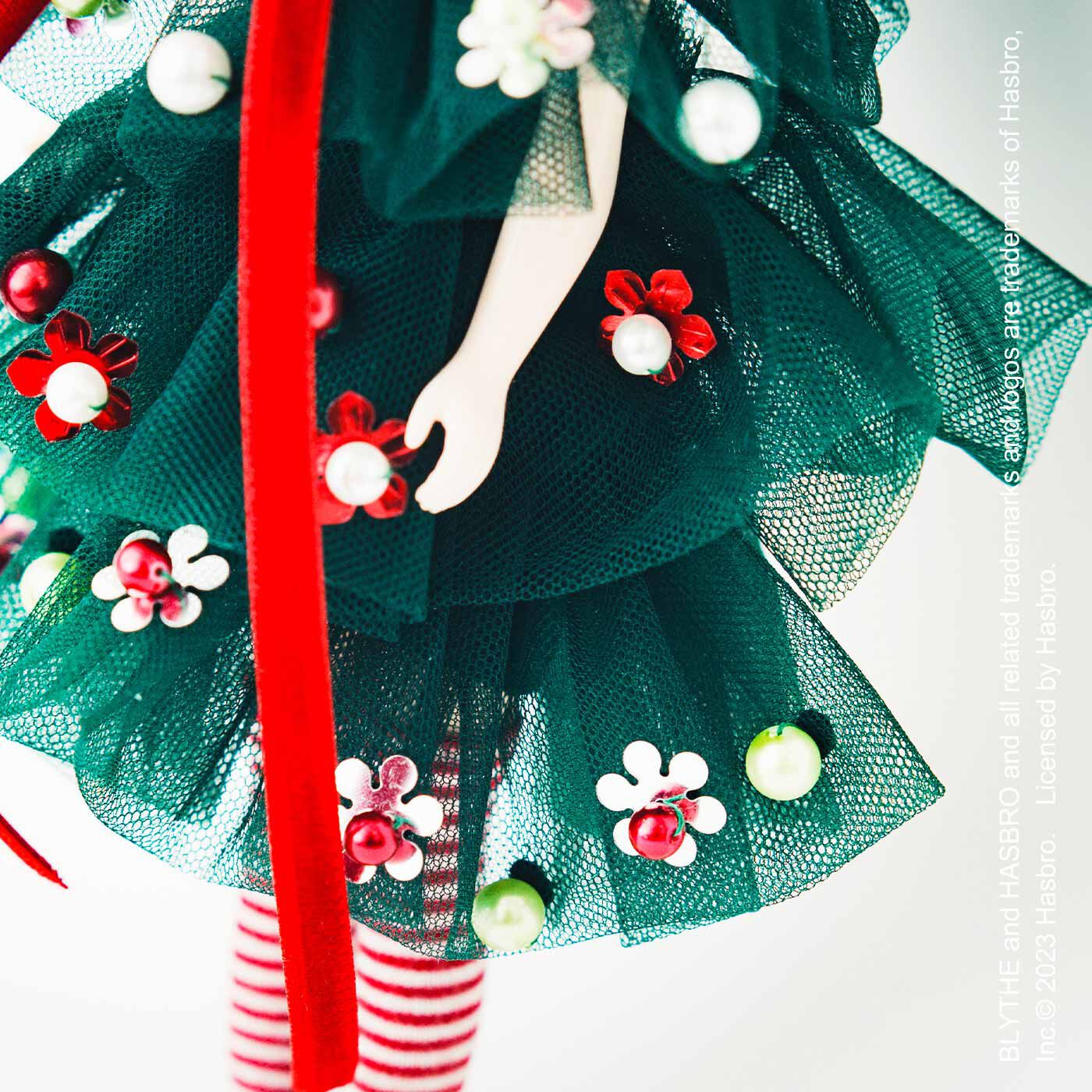 クチュリエ|クリスマスの主役はわたし！ ドール用ツリーのコスチュームと王冠のキット|オーナメントのような装飾できらびやかに