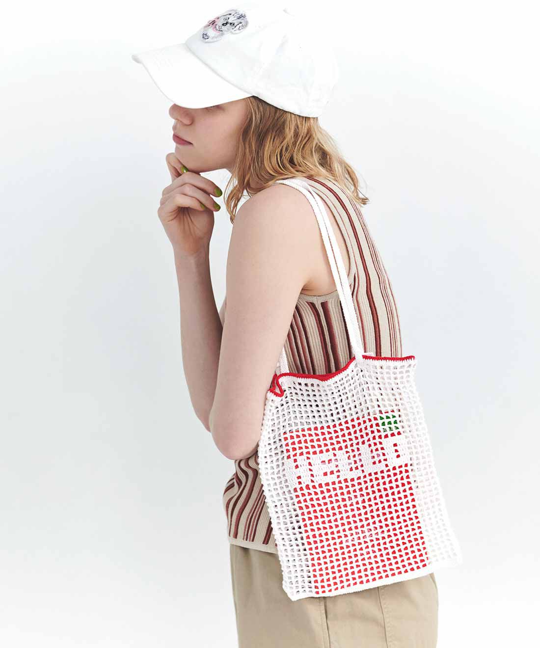 クチュリエ|HANDMADEが気になってきたら tekitaraとラブ＆ピースな気持ちで作った 真っ白かぎ針小物の会